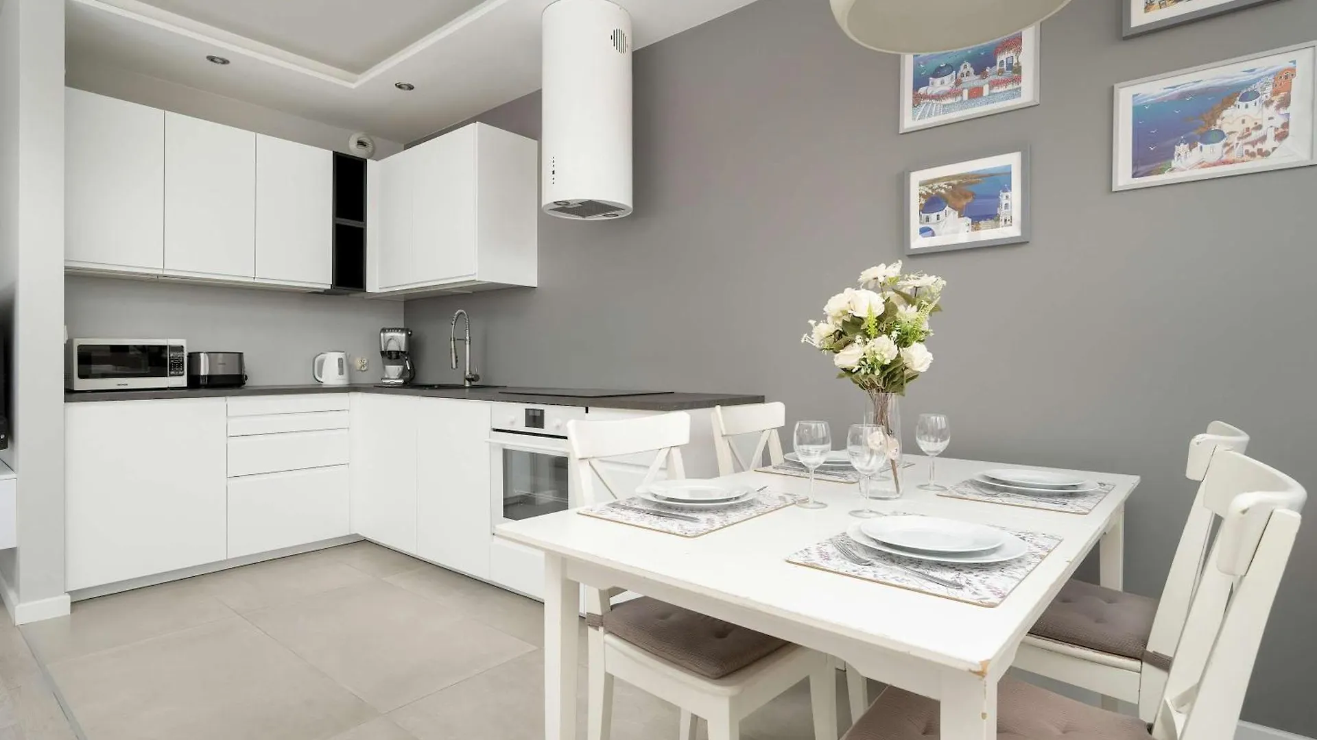 Nowoczesny Apartament Blisko Rzeki We Wroclawiu Z Biurkiem I Parkingiem By Noclegi Renters Polen